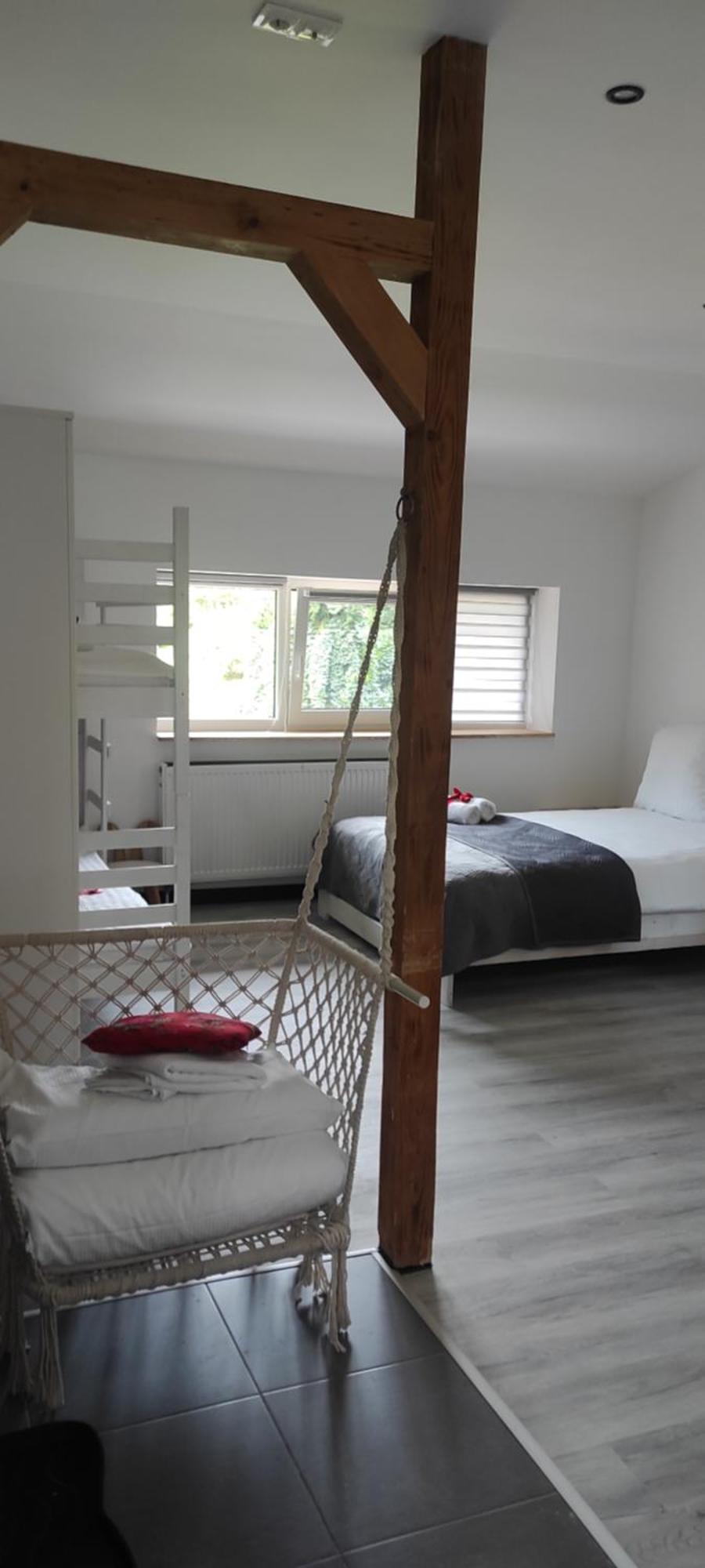 שצ'צ'ירק Beskidzka Guest House מראה חיצוני תמונה