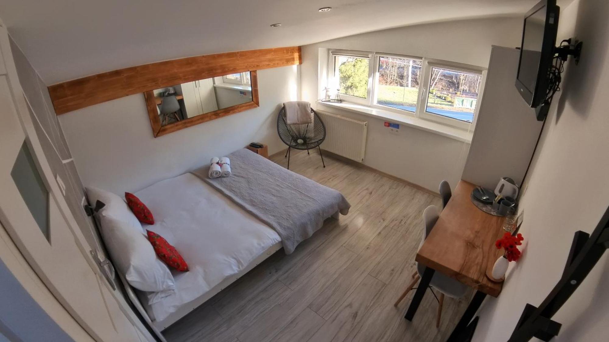 שצ'צ'ירק Beskidzka Guest House מראה חיצוני תמונה