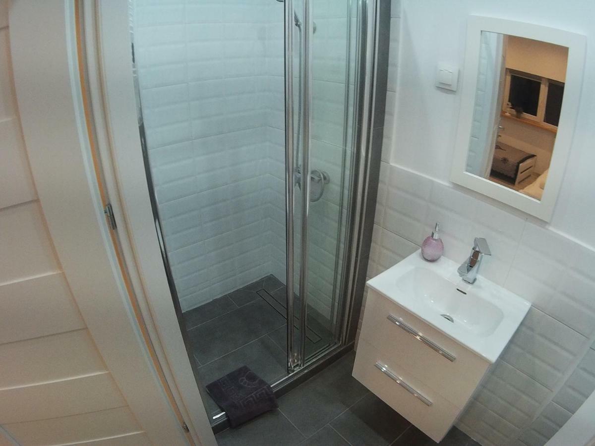 שצ'צ'ירק Beskidzka Guest House מראה חיצוני תמונה